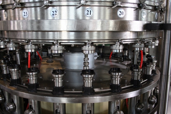 중국 가득 차있는 자동적인 회전하는 충전물 기계 액체 분배기 기계 높은 정밀도 협력 업체